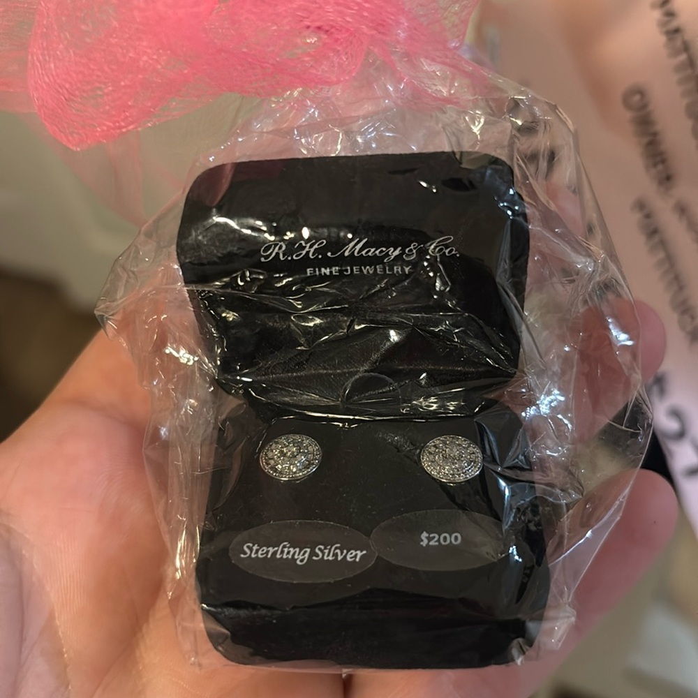 Never worn sterling silver earnings